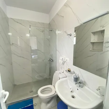 Emen Appartement *