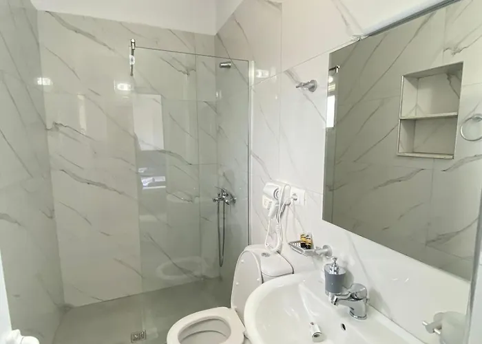 Emen Appartement *